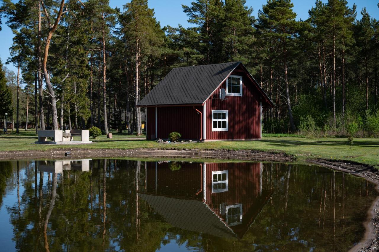 Tehumardi Camping Salme Exterior photo