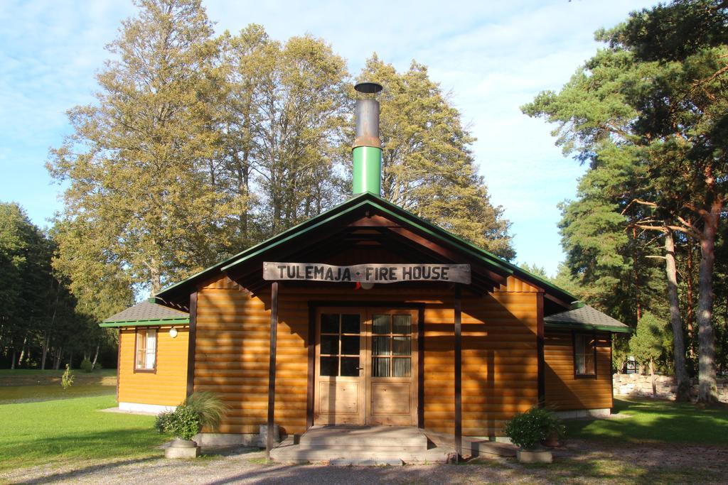 Tehumardi Camping Salme Exterior photo