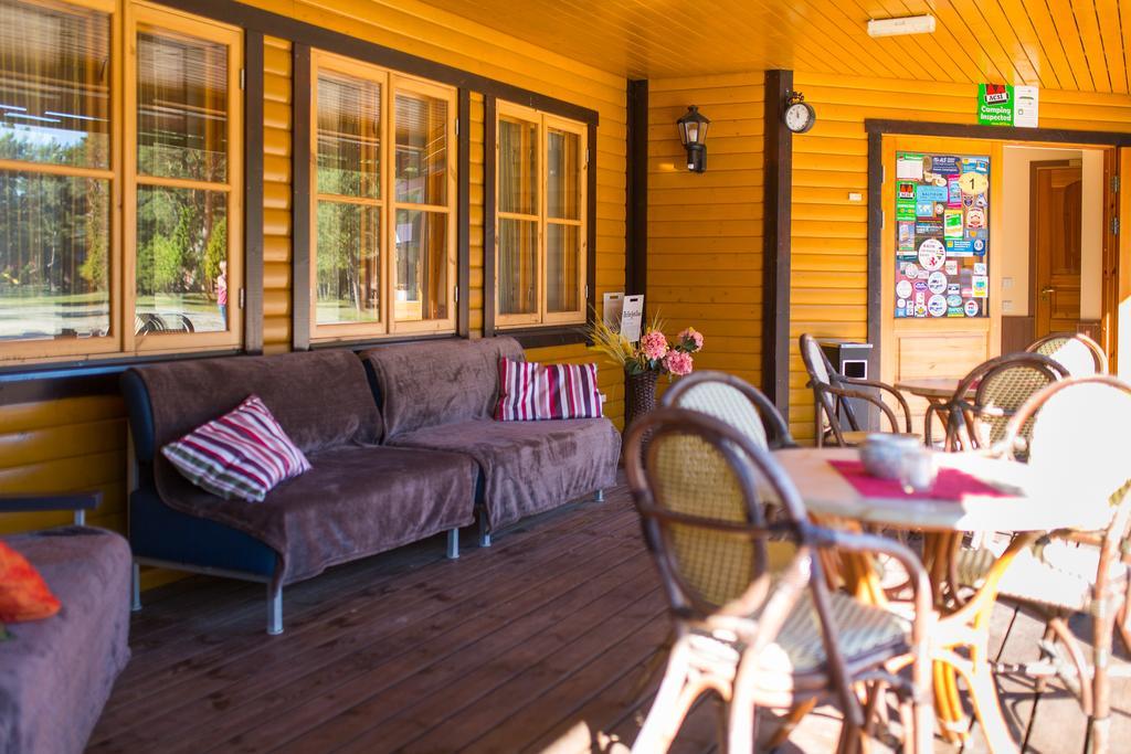 Tehumardi Camping Salme Exterior photo
