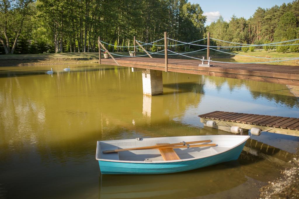 Tehumardi Camping Salme Exterior photo
