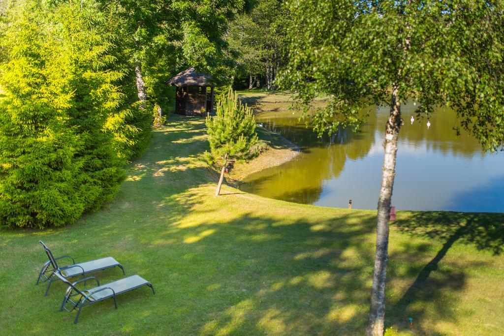Tehumardi Camping Salme Exterior photo